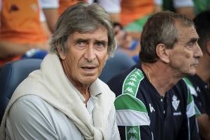 佩工：巴萨现在的防守方式较为冒险，但他们很少丢掉控球权